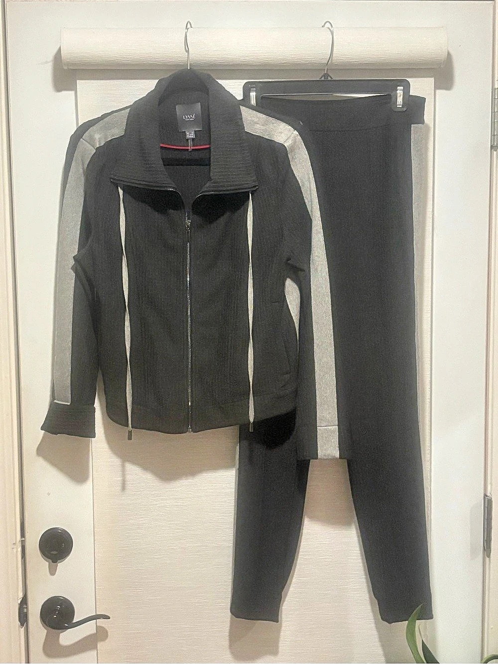 LYSSE Black & Gray Jacket and Pants Set Size Medium